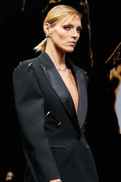Look 188